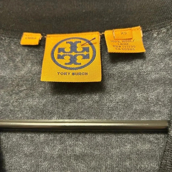 Tory Burch wool light weight soft cardigan sz XS 006 - Picture 4 of 4